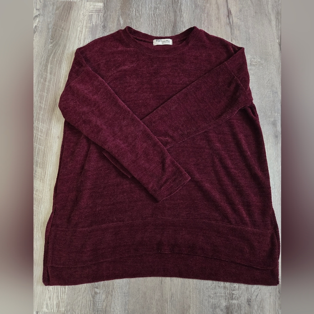Impressions Women's Deep Burgundy Crewneck Sweater. Chenile Soft Fabric. Nwot.
